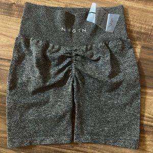 NWT NGVTN Scrunch Short